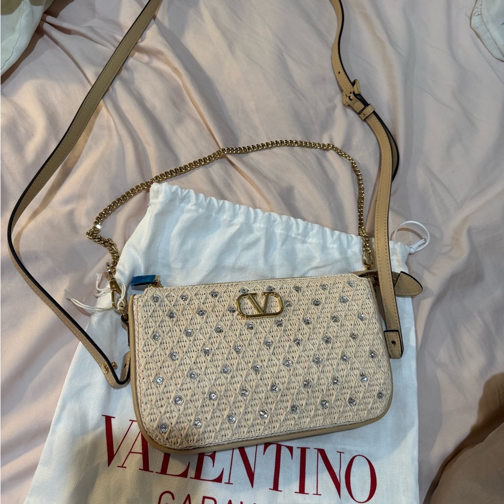 Valentino Beige Crossbody Bag Vlogo embellished faux raffia - Picture 14 of 16